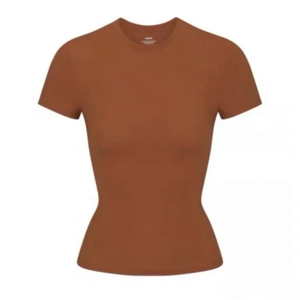 SKIMS Rich Brown Short Sleeve Tee